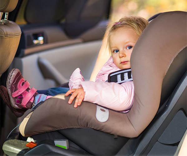 Al's Taxi provides various types of baby/child seats during your transger in Istanbul and Antalya airports.